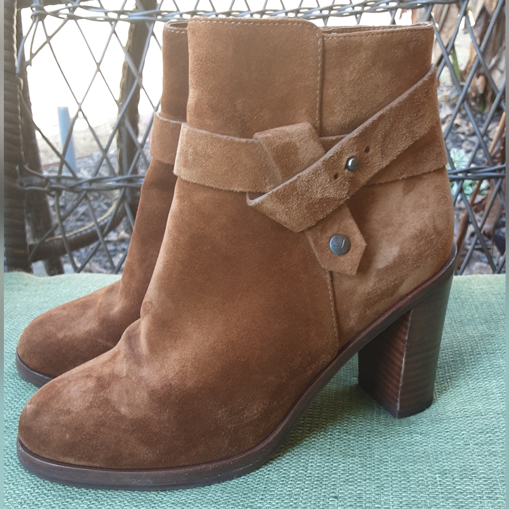 Via Spiga Luggage Farrah Suede Boots.
